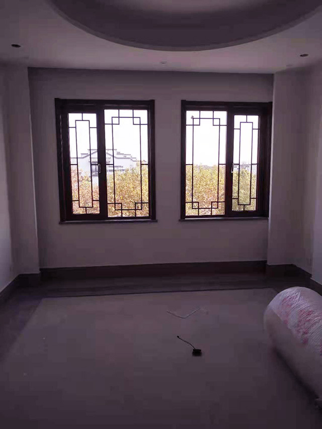 �����T��